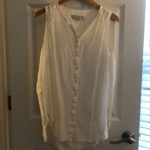 Women’s White Loft Tunic tank size medium